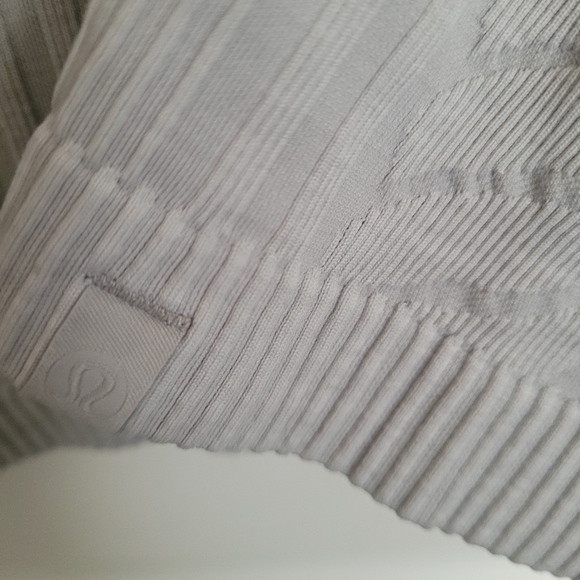 LULULEMON  REST LESS PULLOVER SILVER SPOON - Picture 5 of 9